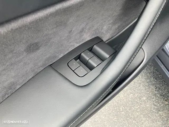 Tesla Model 3 Long Range Tração Integral - 21