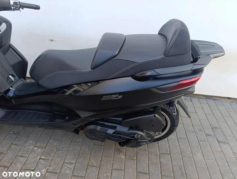 Piaggio MP-3 - 16