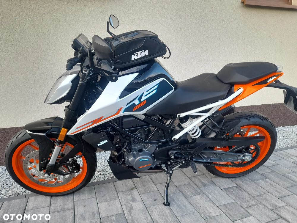KTM Duke - 17