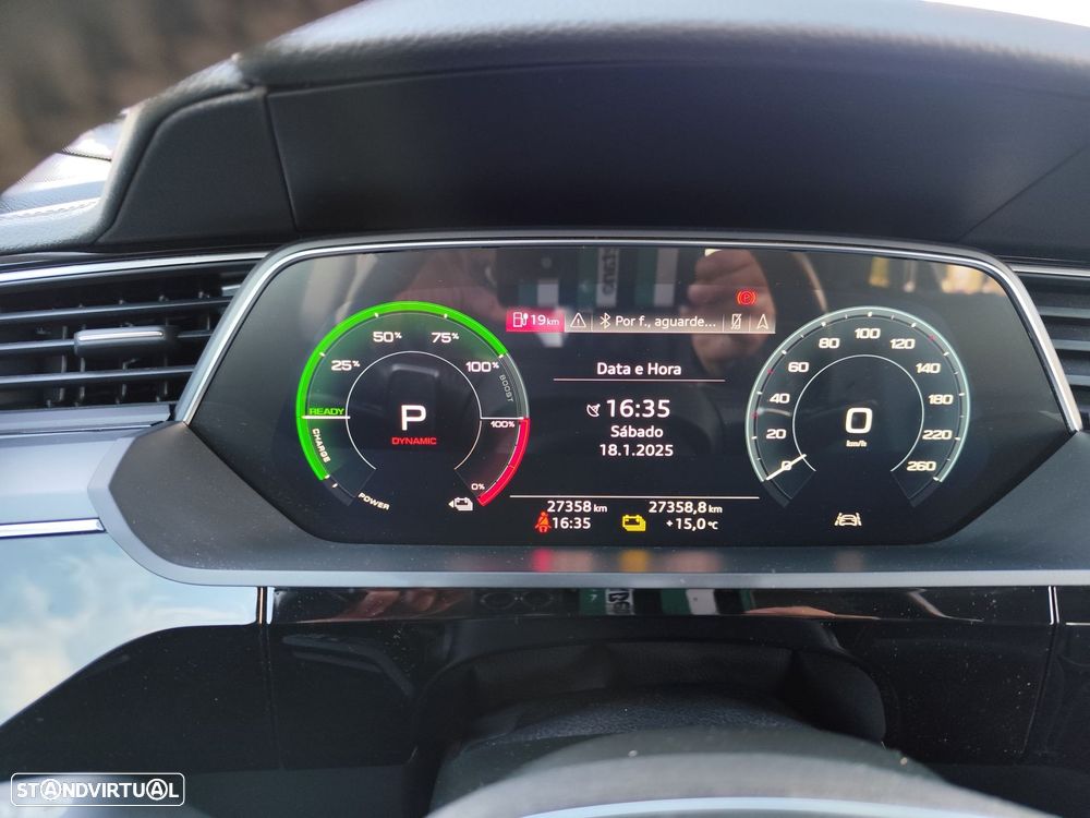 Audi e-tron 55 quattro - 12