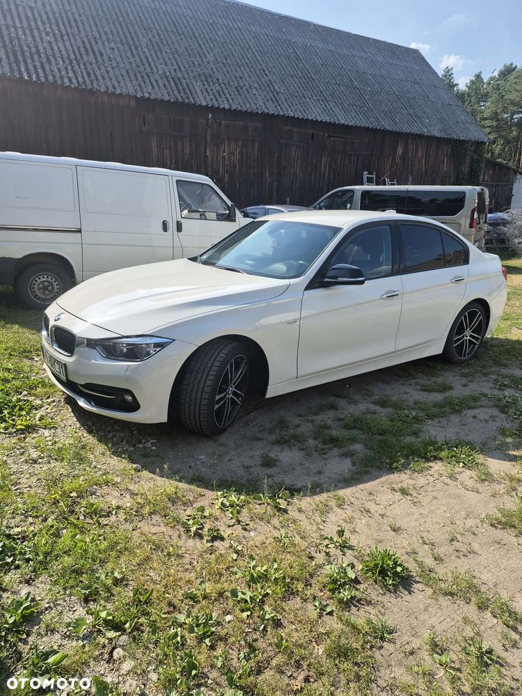 BMW Seria 3 318i - 1