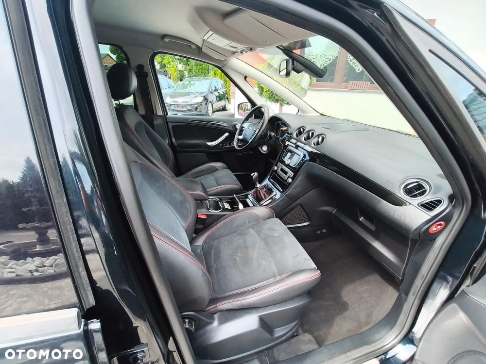 Ford S-Max 2.2 TDCi Titanium - 29