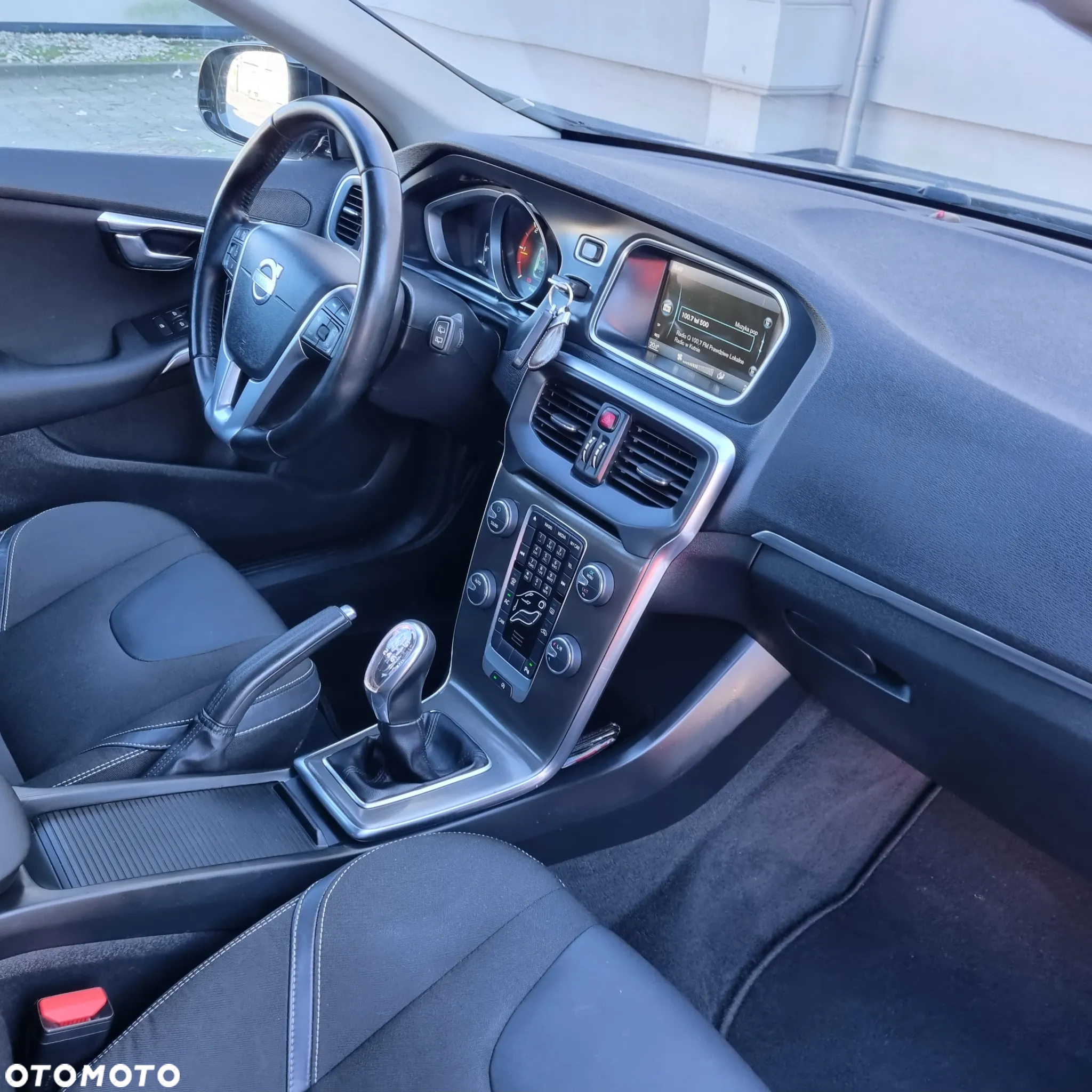 Volvo V40 D2 Summum - 25