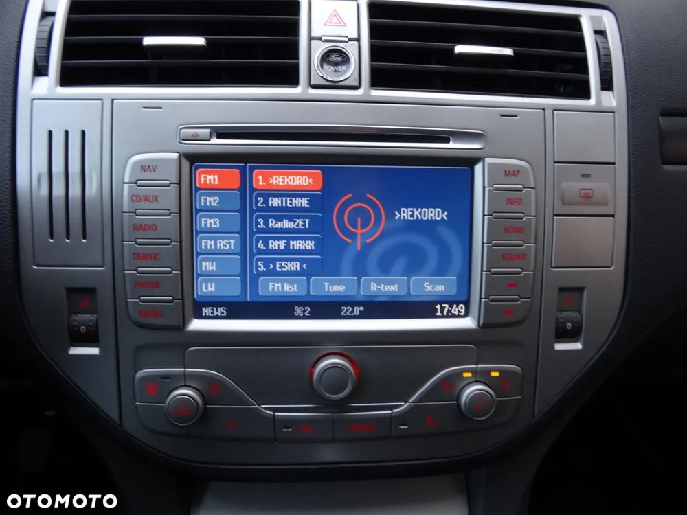 Ford Kuga 2.0 TDCi 4x4 Titanium - 29