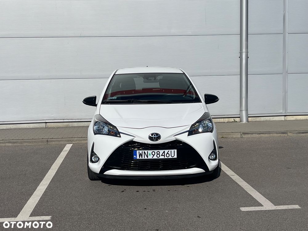Toyota Yaris 1.0 Premium - 2