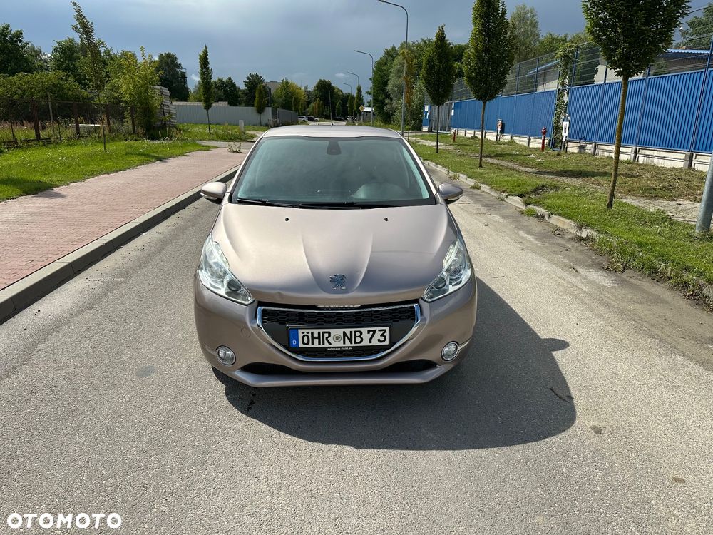 Peugeot 208 e-HDi FAP 92 EGS6 Stop&Start Allure - 2