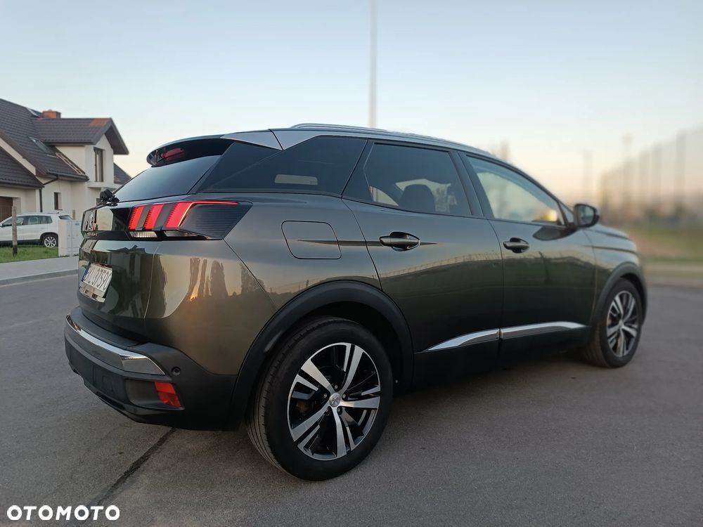 Peugeot 3008 1.6 BlueHDi Allure S&S EAT6 - 7