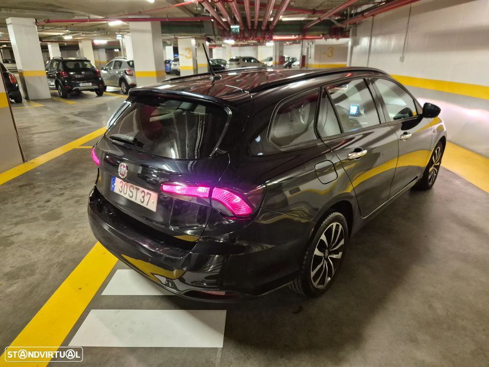 Fiat Tipo Station Wagon 1.3 M-Jet Lounge - 13