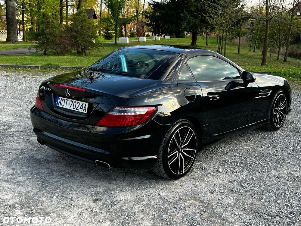 Mercedes-Benz SLK 250 (BlueEFFICIENCY) 7G-TRONIC - 8