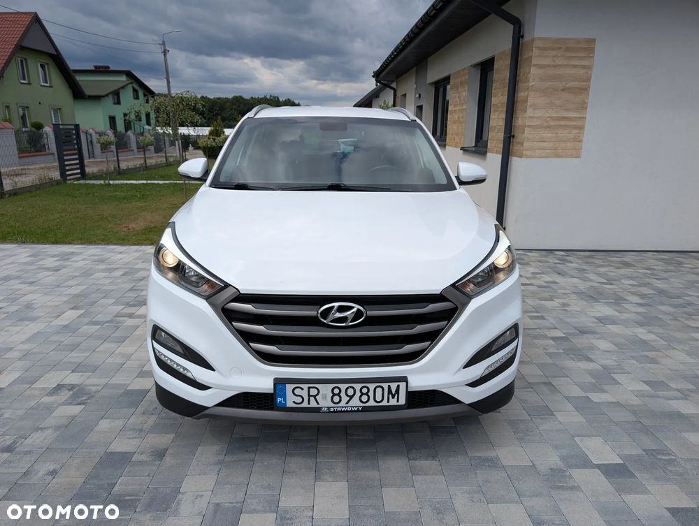 Hyundai Tucson 1.6 GDI BlueDrive Comfort 2WD - 11