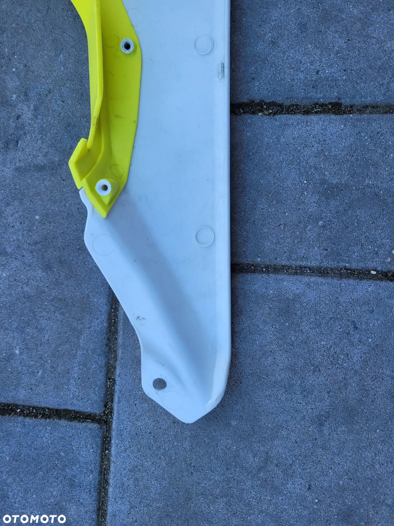 Owiewka, osłona, bok, boczek Husqvarna 701 SM - 14