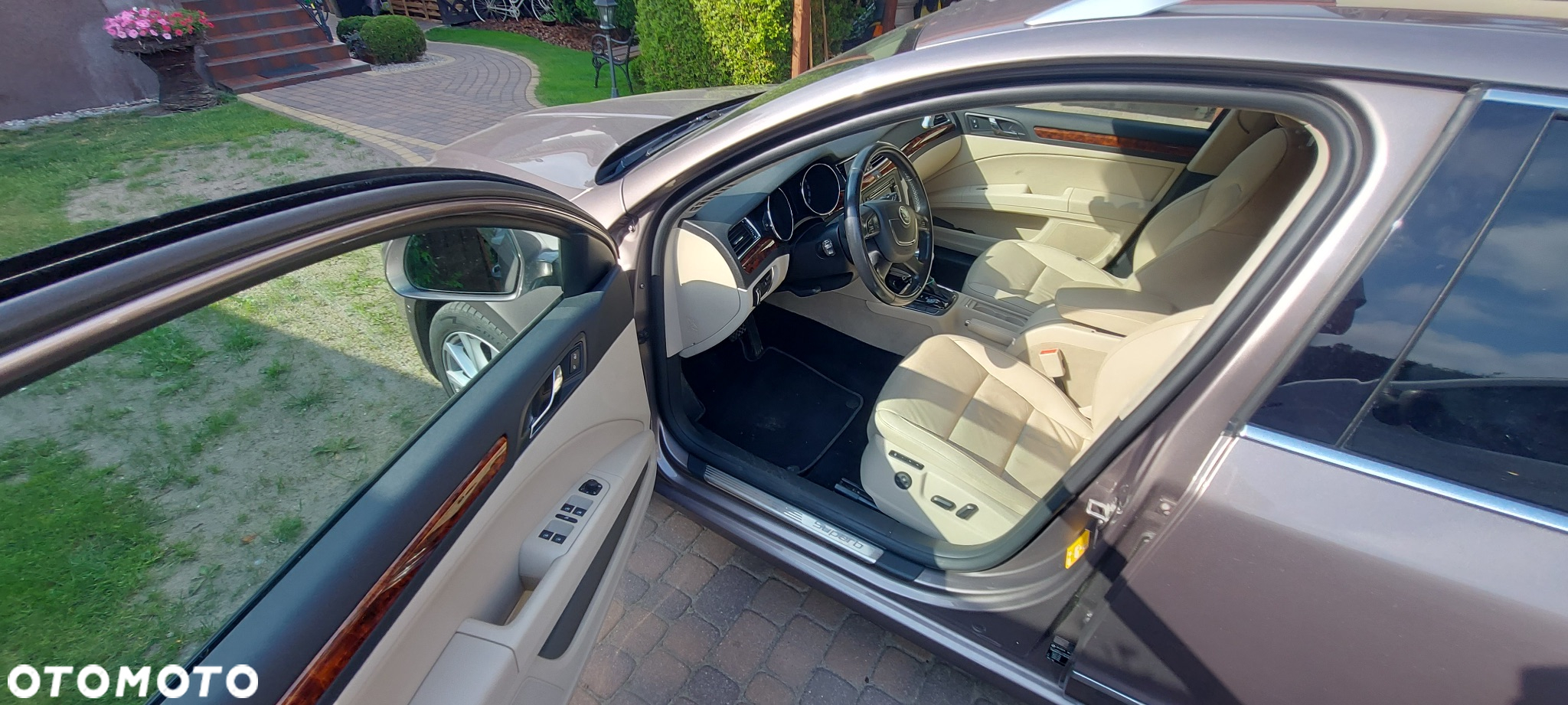Skoda Superb 2.0 TDI Platinum DSG - 7