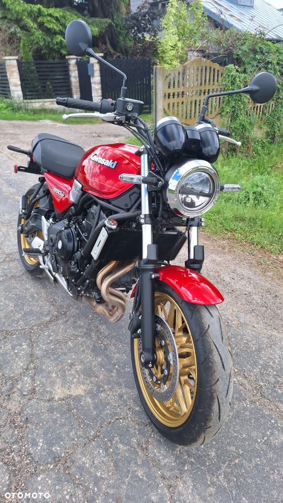 Kawasaki Z 650 RS - 11