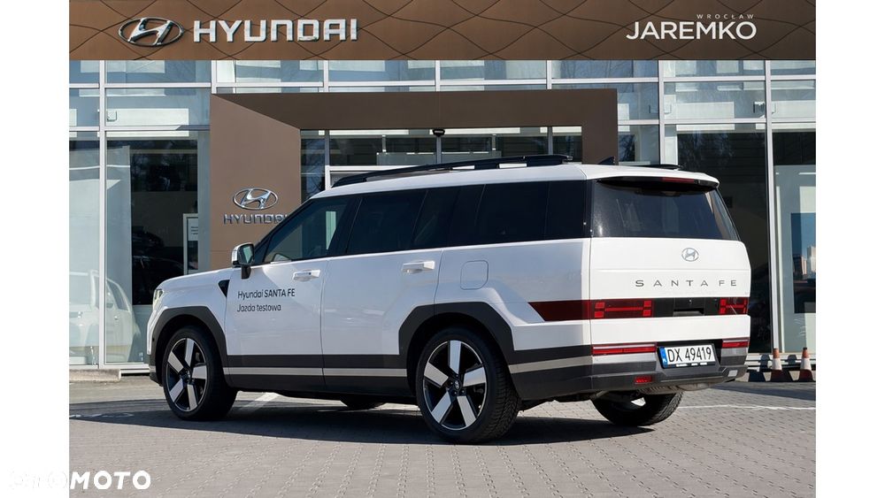 Hyundai Santa Fe - 3