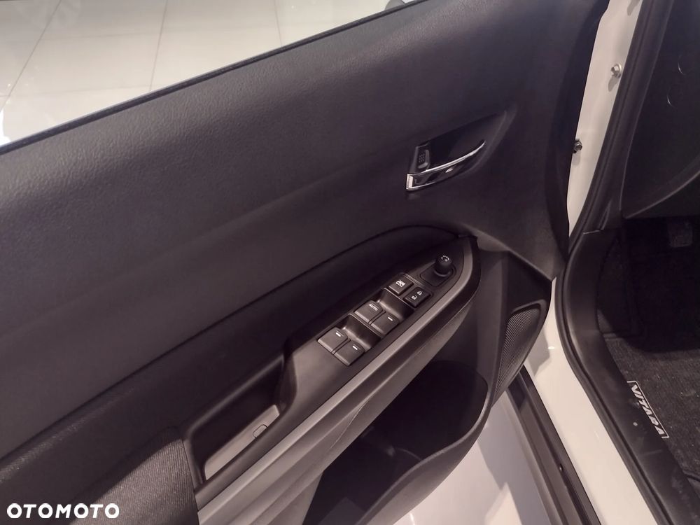 Suzuki Vitara - 13