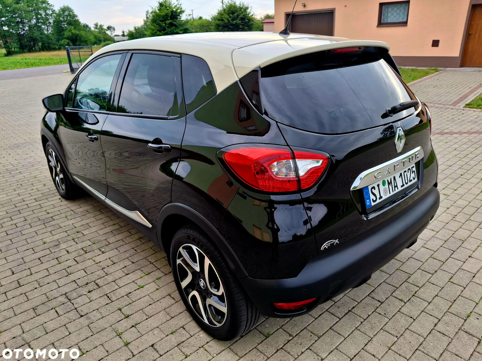 Renault Captur 1.2 Energy TCe Initiale Paris EDC - 19