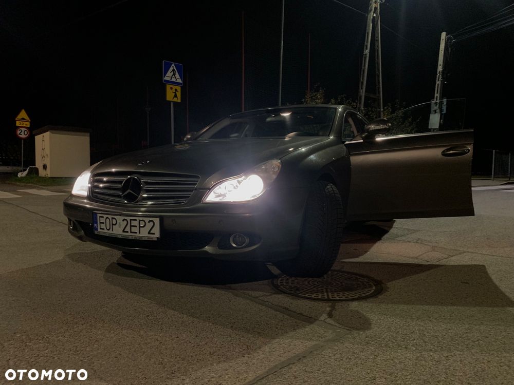 Mercedes-Benz CLS - 21