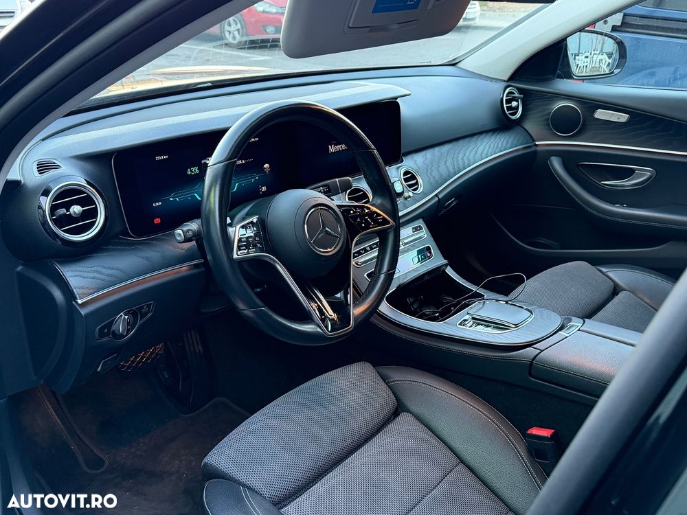 Mercedes-Benz E - 5