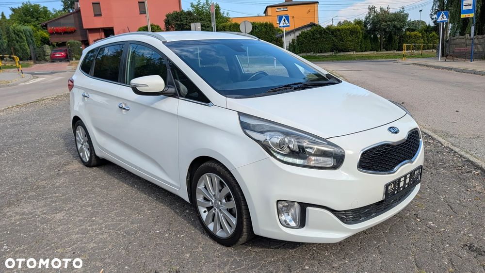 Kia Carens 1.7 CRDi 115 Dream Team Edition - 2