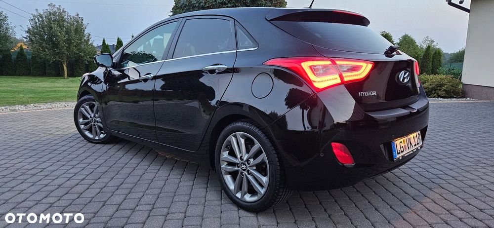 Hyundai i30 1.6 CRDi Premium - 11
