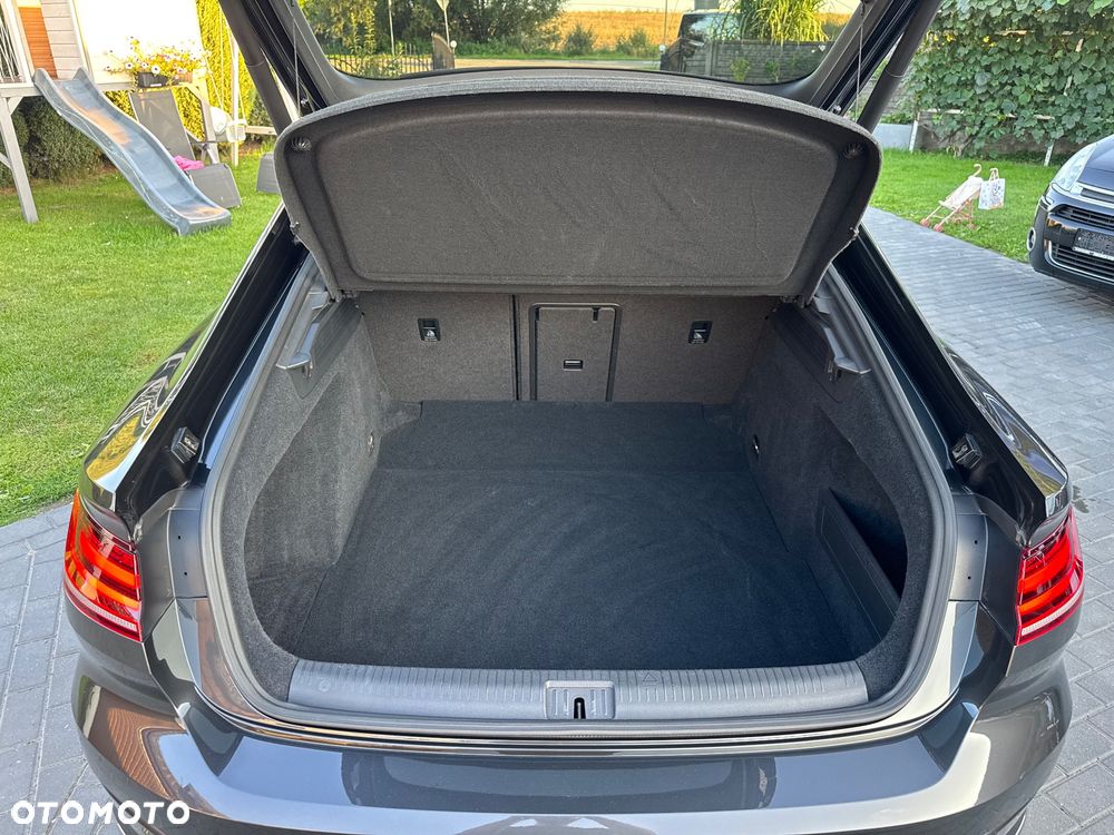 Volkswagen Arteon 2.0 TDI SCR DSG R-Line - 22