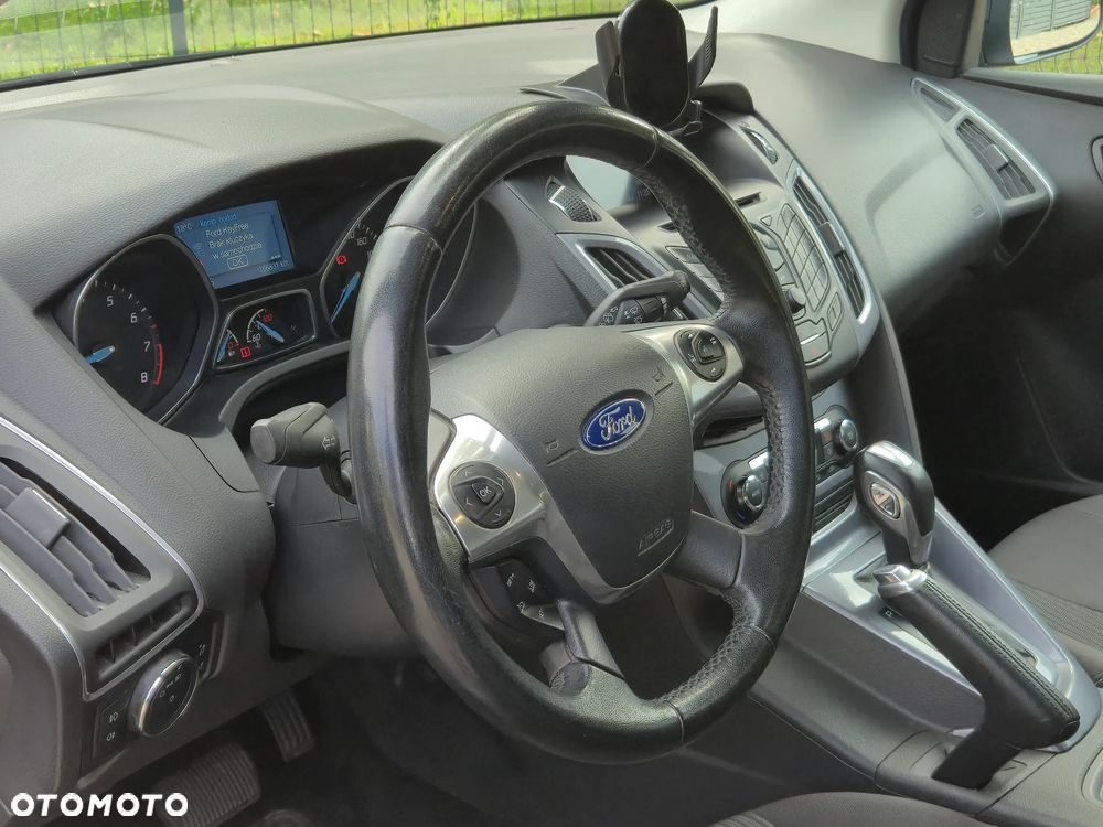 Ford Focus 1.6 SYNC Edition PowerShift - 10
