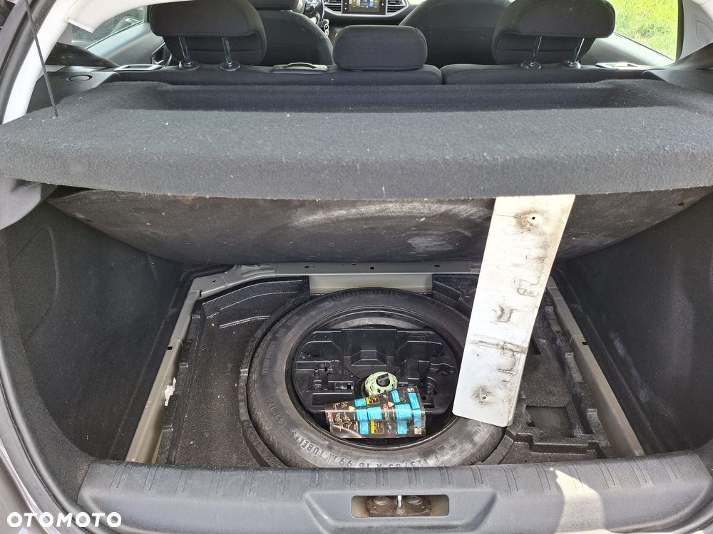 Peugeot 308 BlueHDi 120 Stop & Start Active - 19