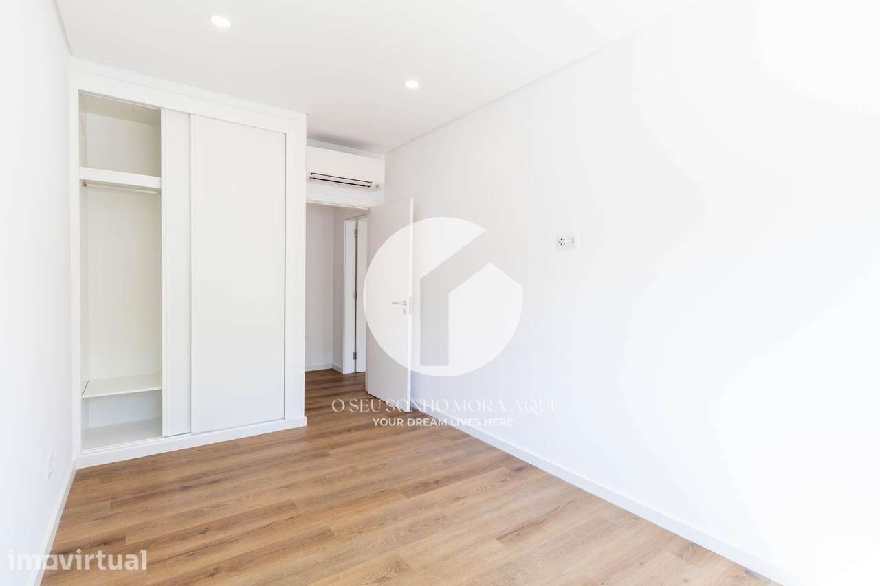 APARTAMENTO T2 NOVO EM MONCARAPACHO / OLHÃO C/ GARAGEM - Grande imagem: 5/27