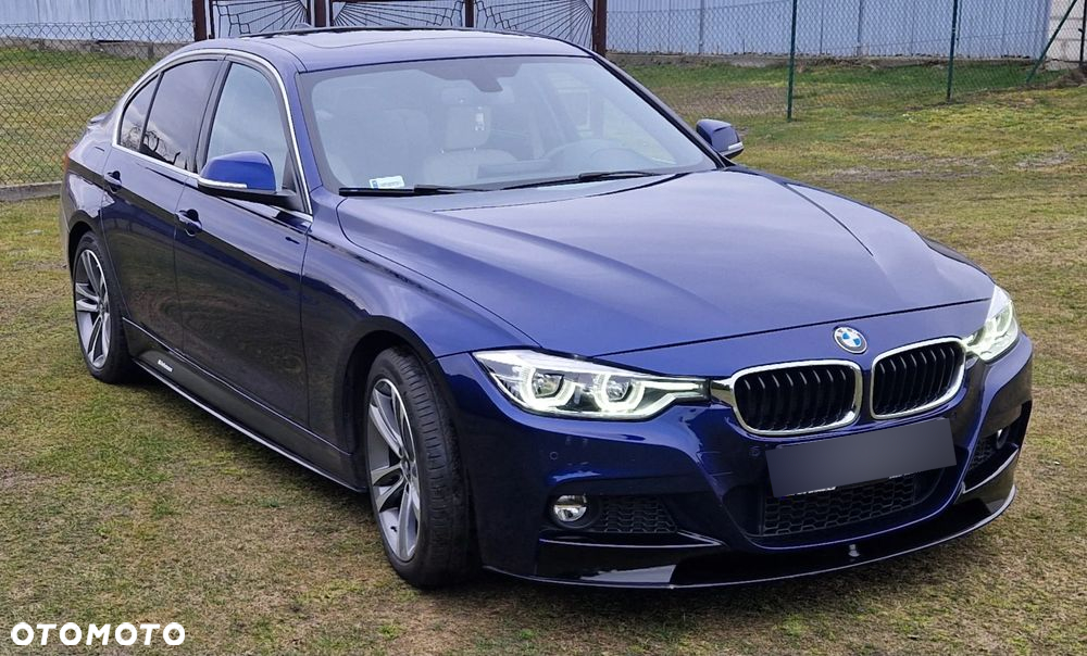 BMW Seria 3 330i Advantage sport - 12