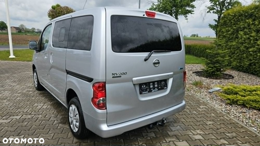 Nissan NV 200 Evalia - 19