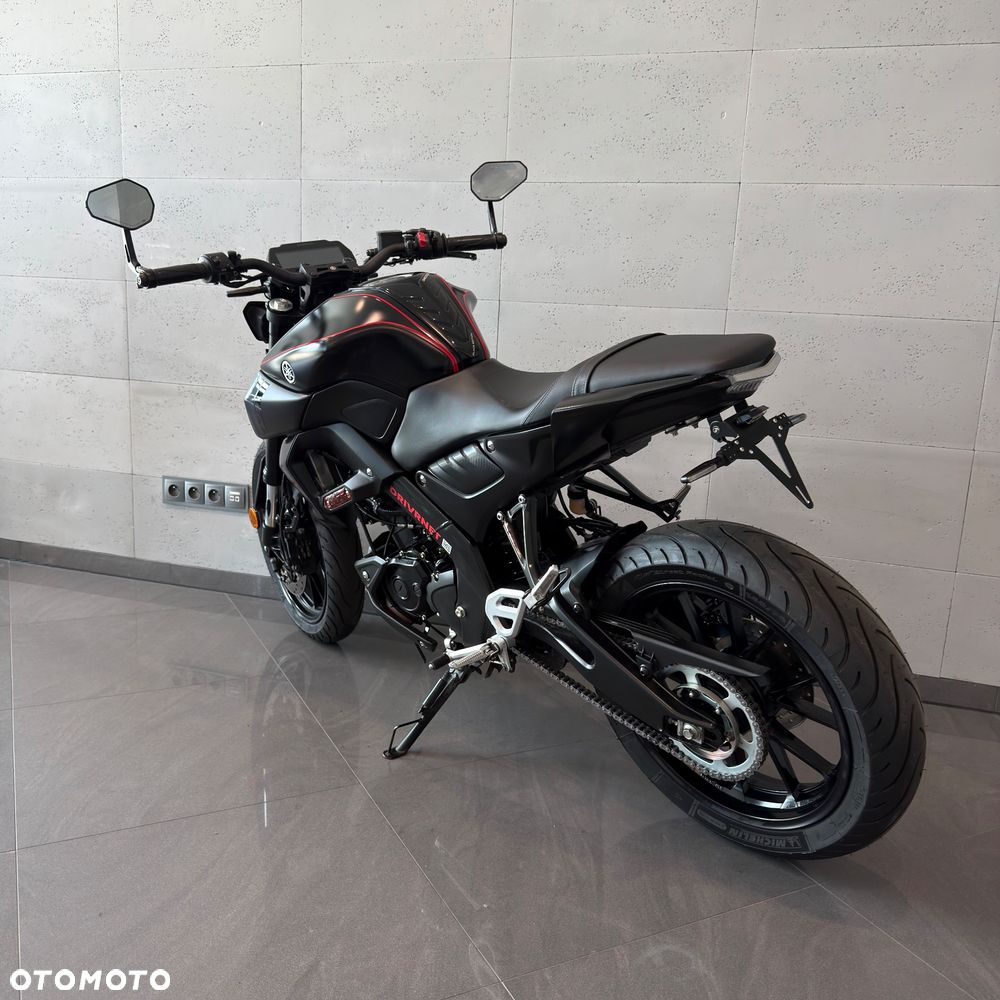 Yamaha MT - 11
