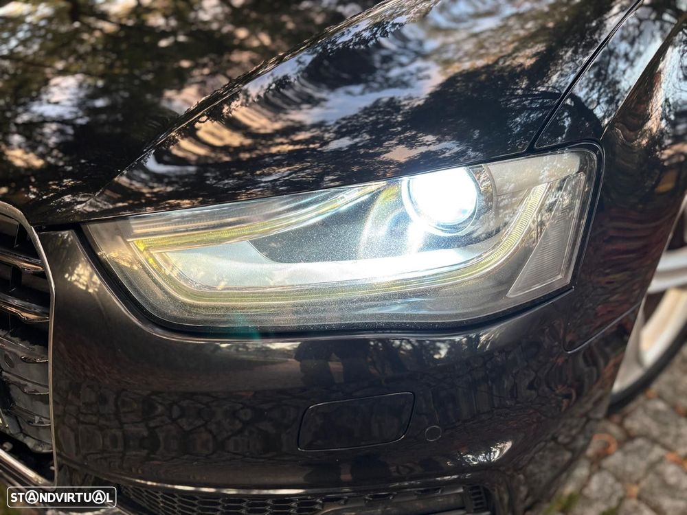 Audi A4 Avant 2.0 TDI S-line - 11