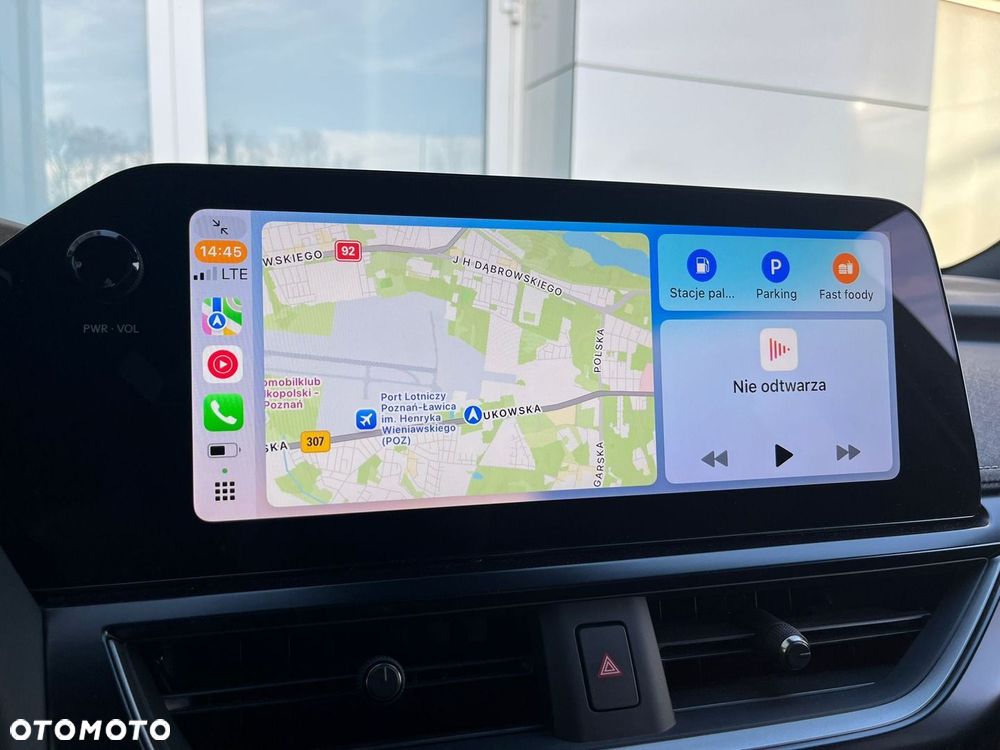 Lexus UX 300h F Sport Design - 15