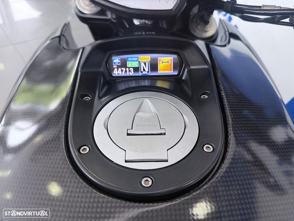 Ducati Diavel Carbon - 6