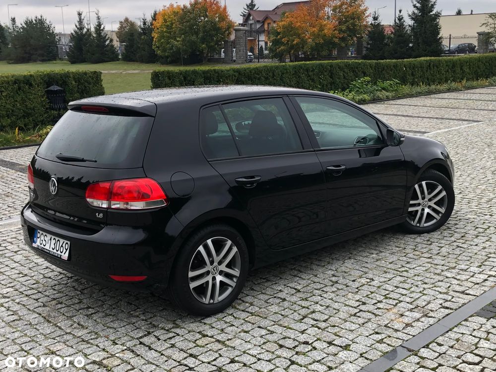 Volkswagen Golf 1.6 United - 8