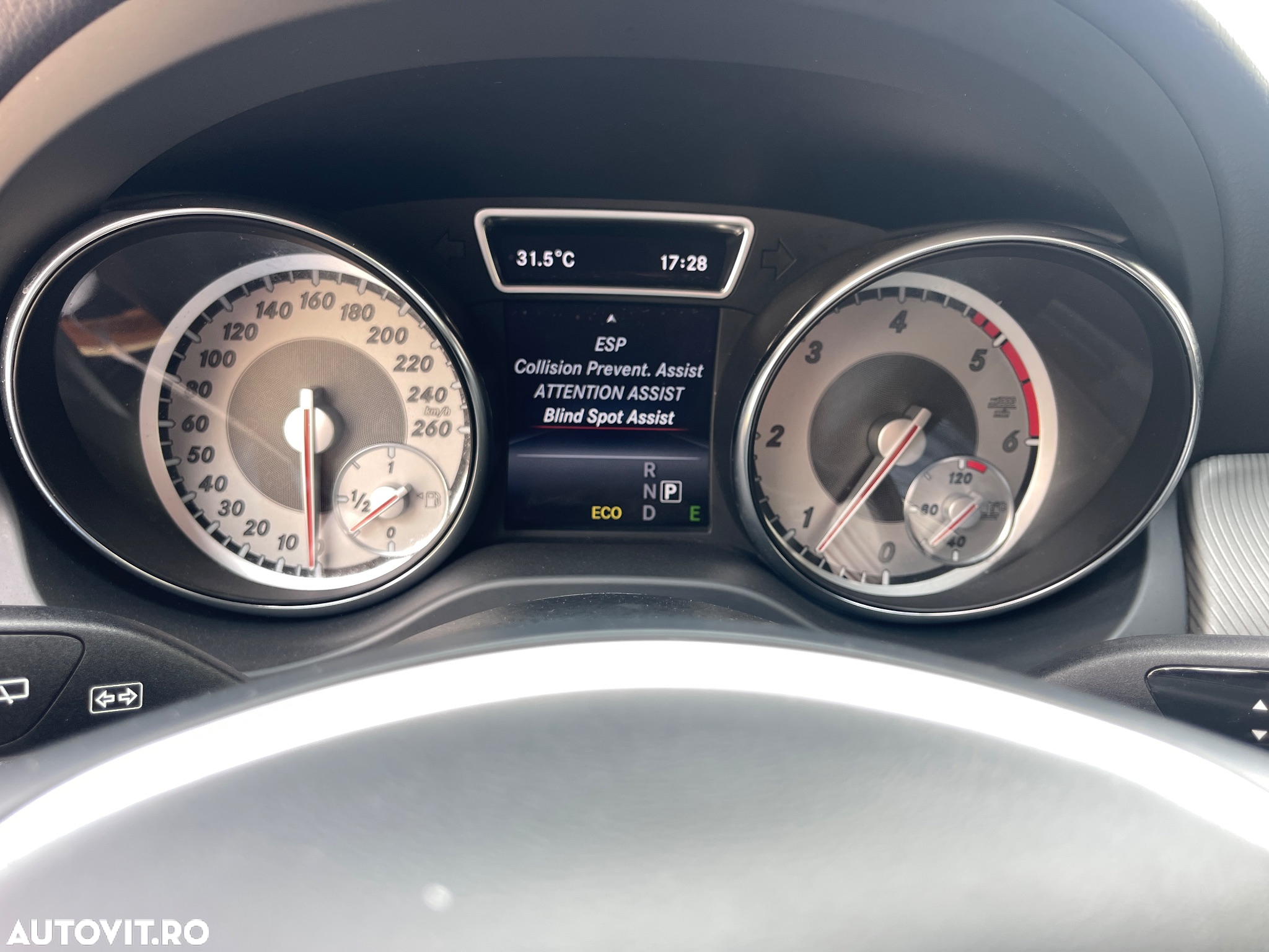 Mercedes-Benz GLA 220 CDI 7G-DCT StreetStyle - 38