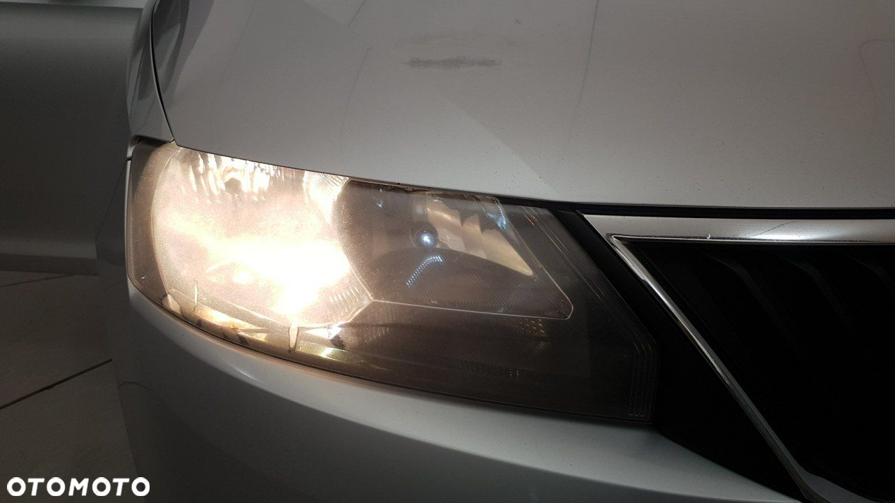 Skoda RAPID - 15