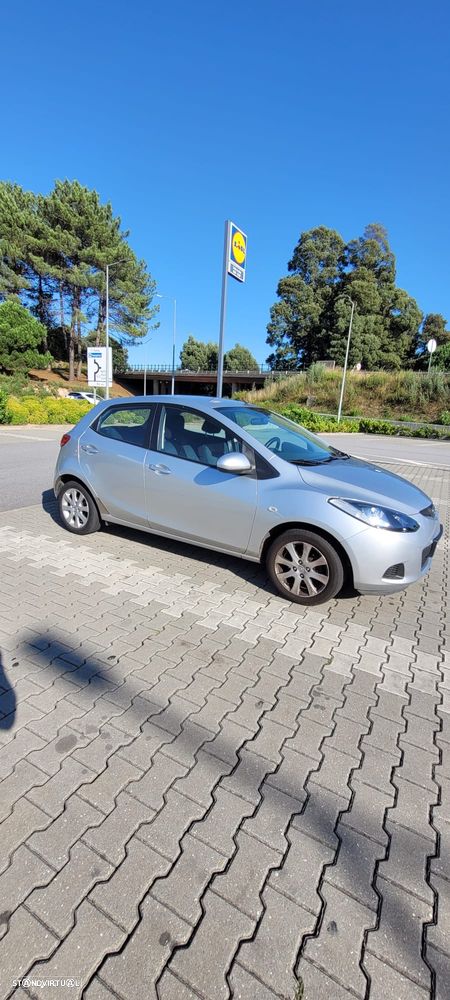 Mazda 2