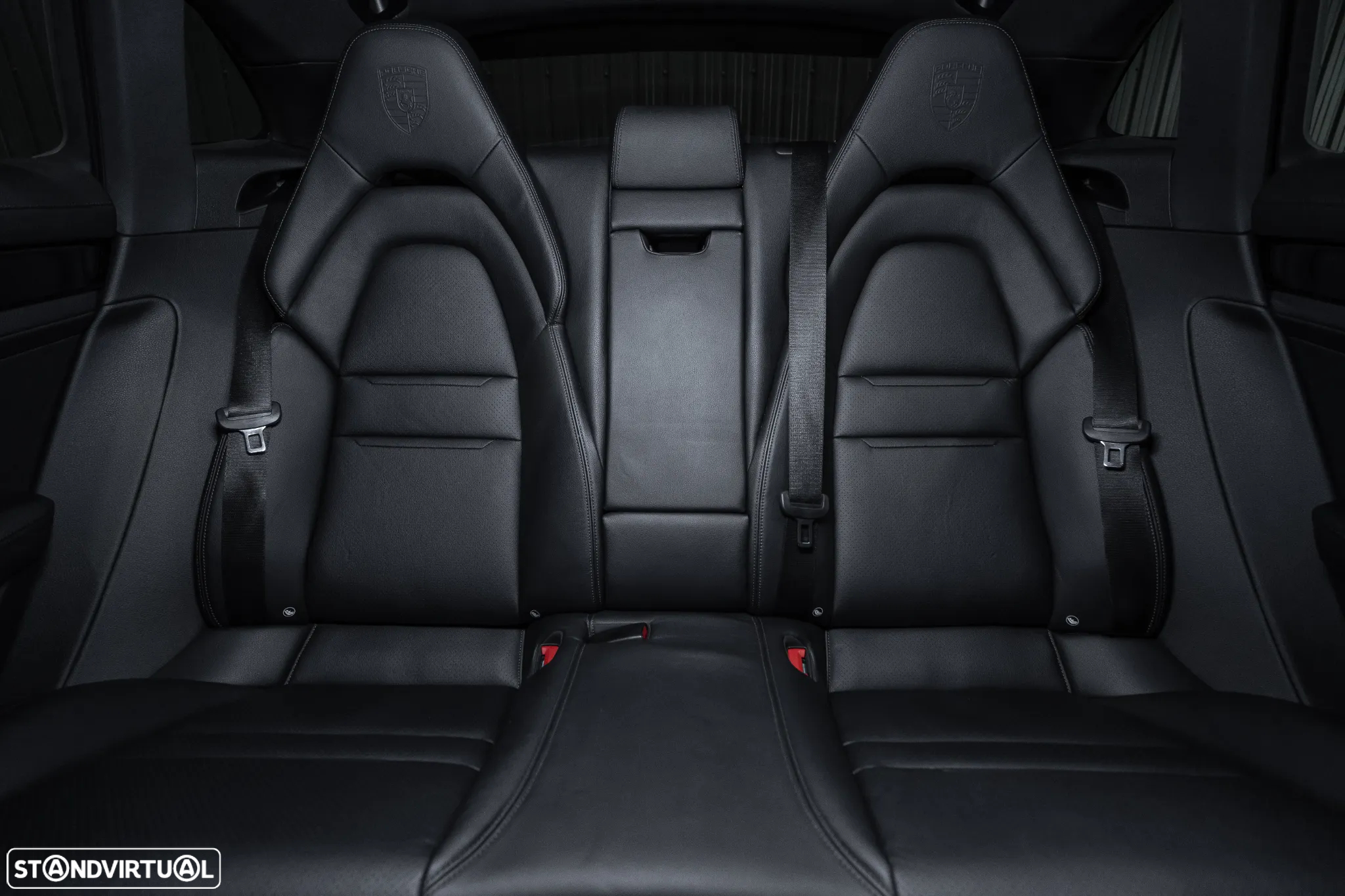 Porsche Panamera Sport Turismo 4 E-Hybrid Platinum Edition - 28