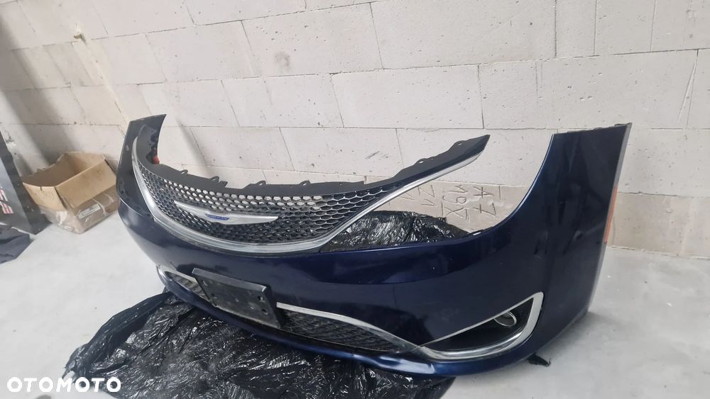 Zderzak przedni Chrysler Pacifica 2016- niebieski - 2