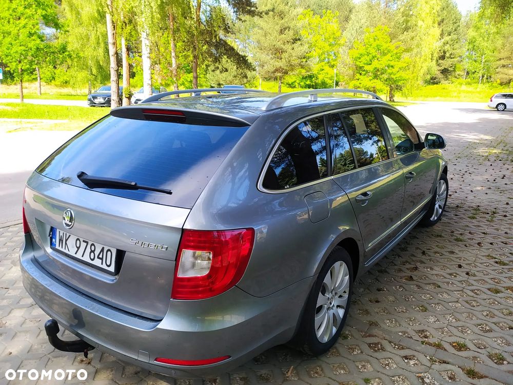 Skoda Superb 2.0 TDI DSG Comfort - 9