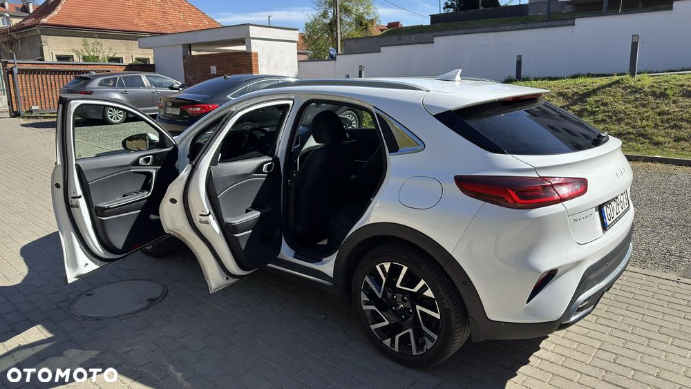 Kia XCeed - 8