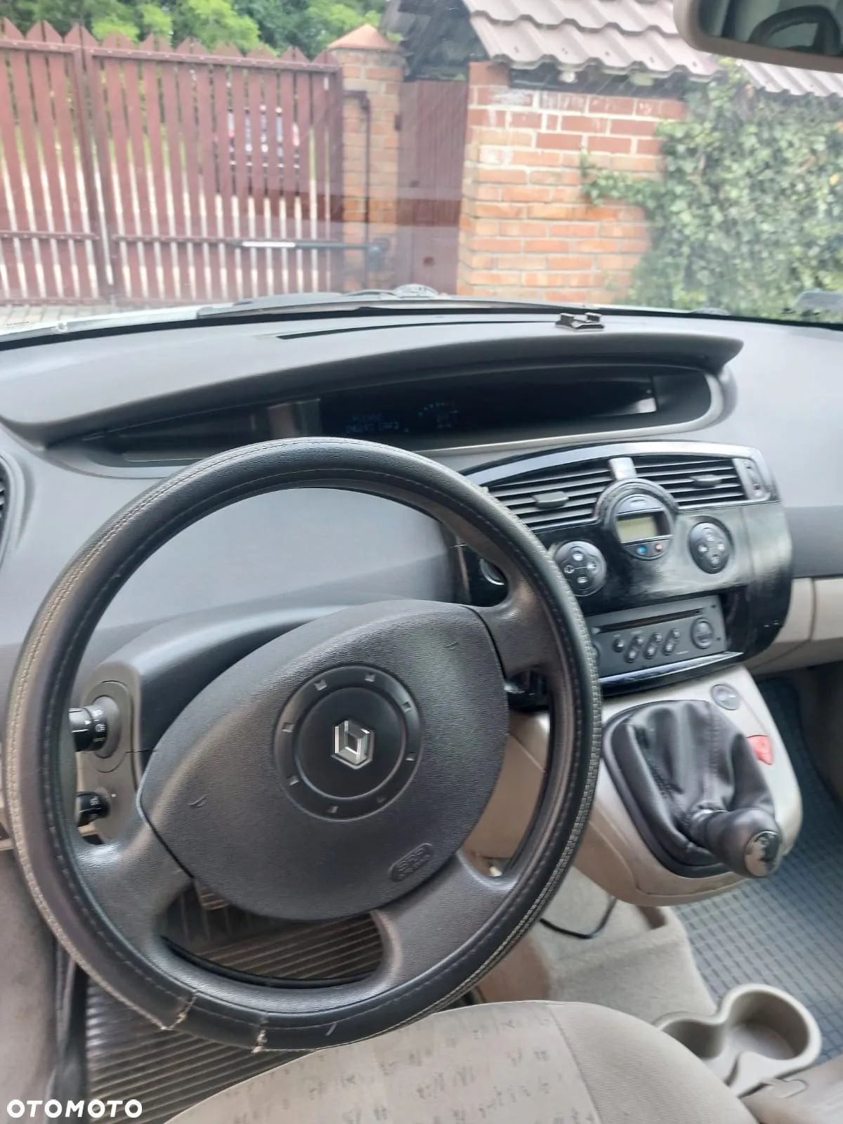Renault Scenic - 1