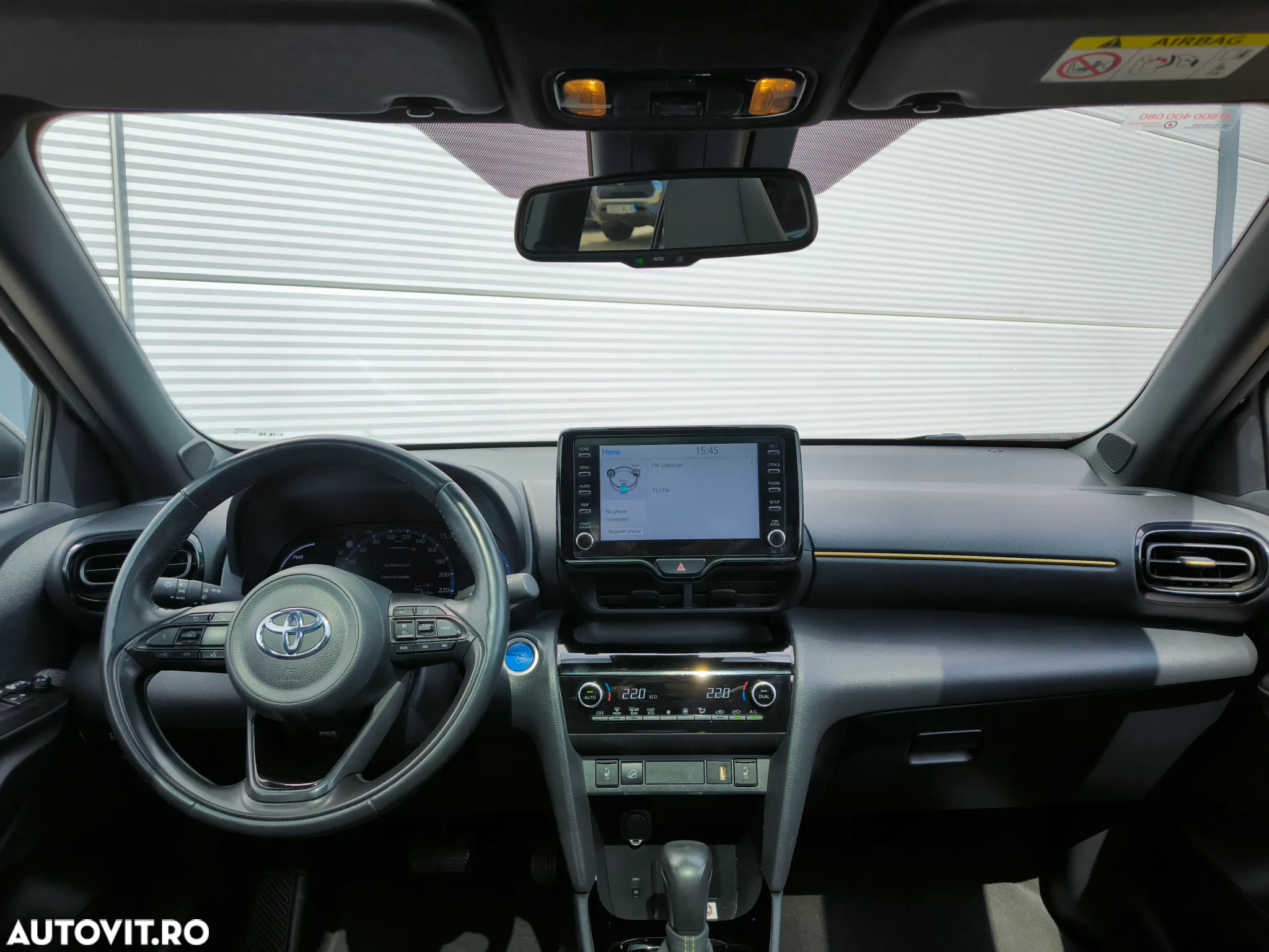 Toyota Yaris Cross 1.5 VVT-i HSD 4x4 Exclusive Adventure - 11