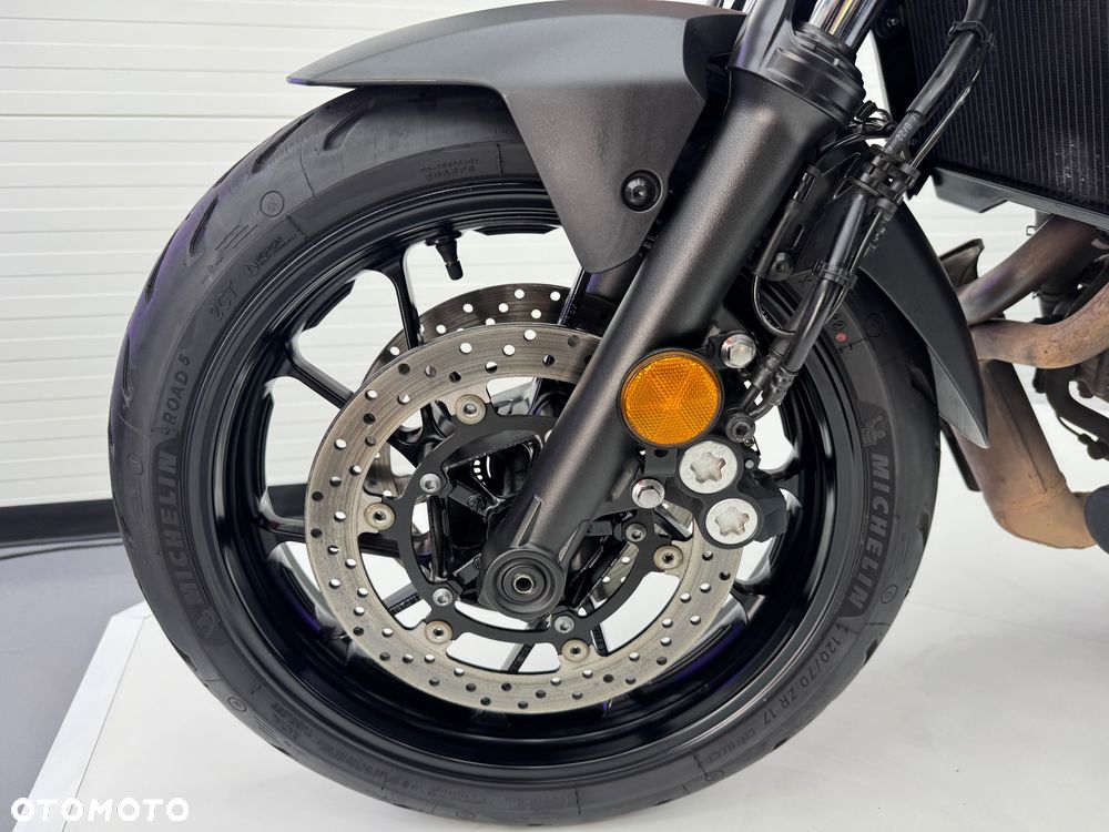 Yamaha MT - 18