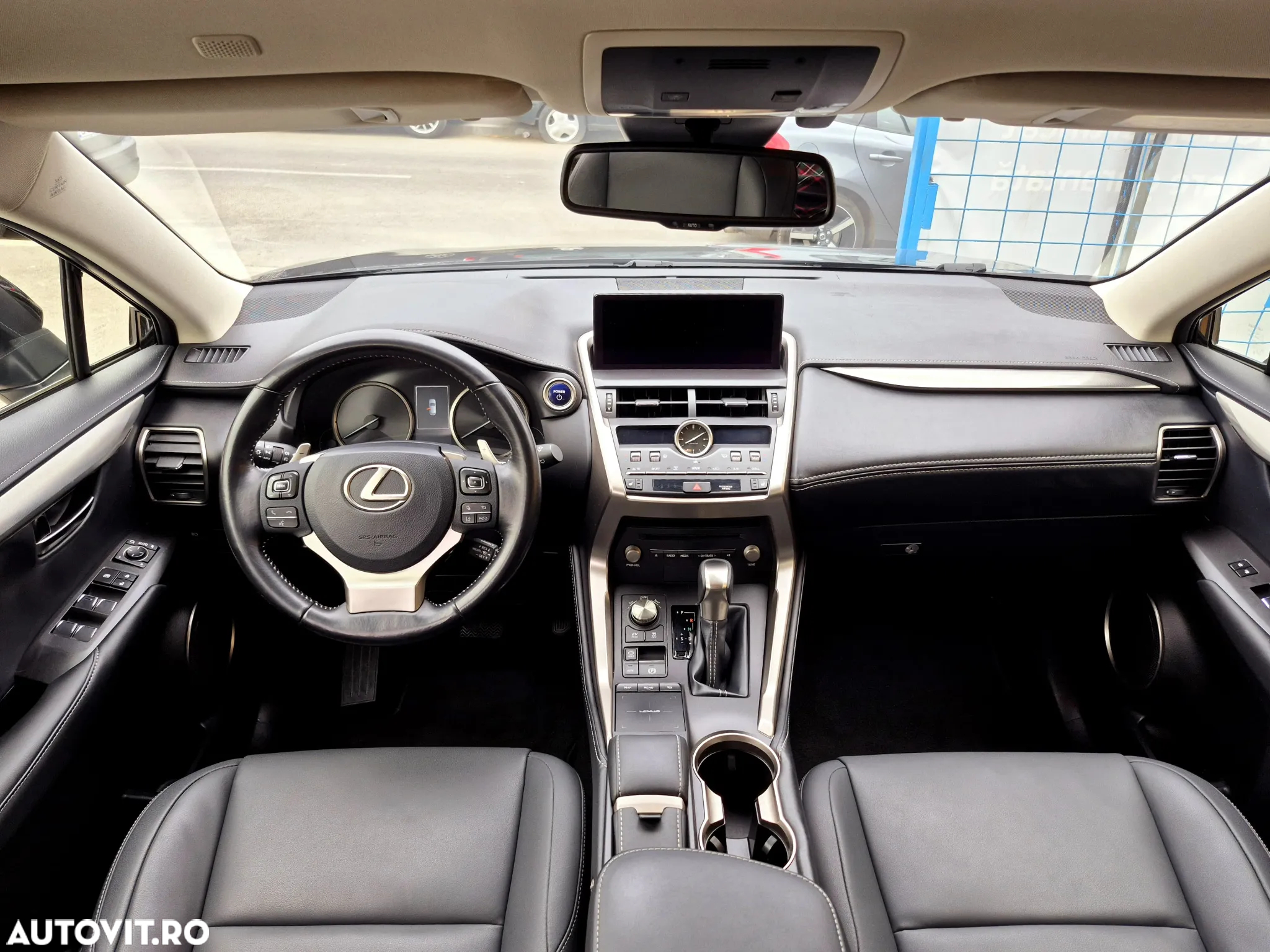 Lexus Seria NX - 8