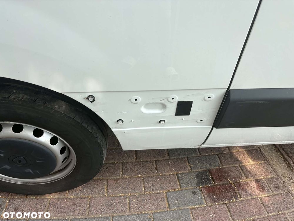Renault Master - 32