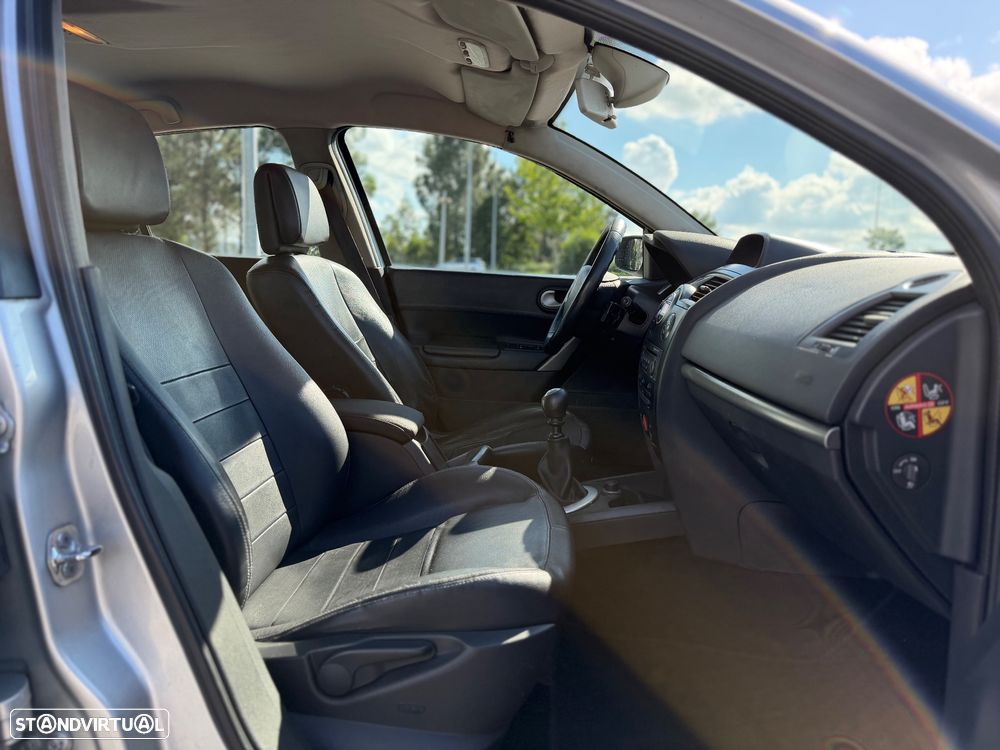 Renault Mégane 1.5 dCi Dynamique Luxe - 13