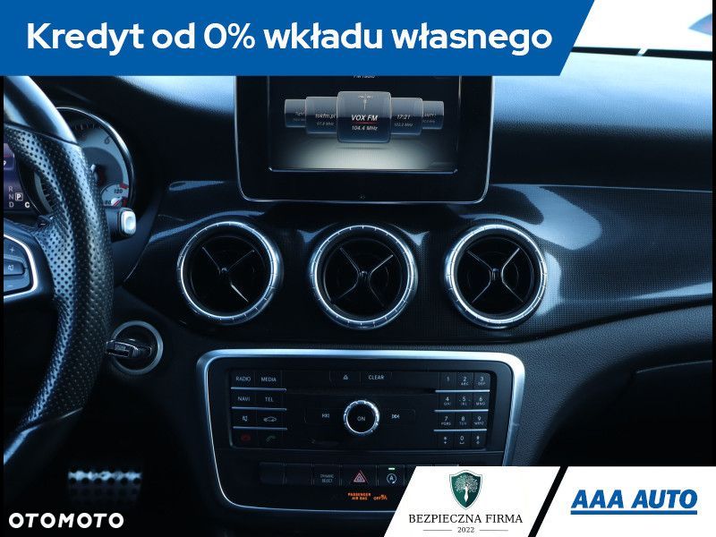 Mercedes-Benz CLA - 13