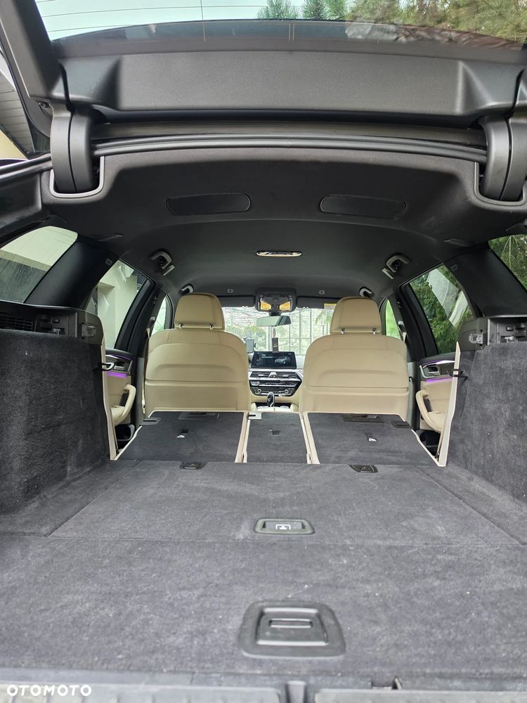 BMW Seria 5 540d xDrive M Sport sport - 39